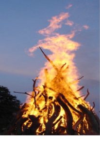 Johannisfeuer @ Neben Sportheim | Bergrheinfeld | Bayern | Deutschland
